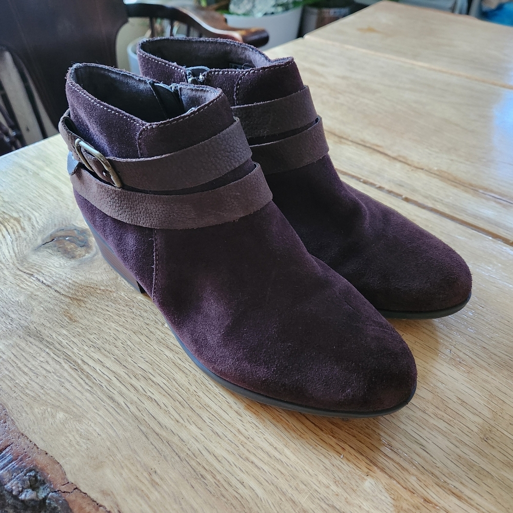 Clarks Addiy Cora Womens Ankle Boot Brown Suede US Size 9 M